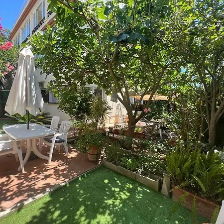 Exotic Garden 2 Bedroom Flat * Marbella