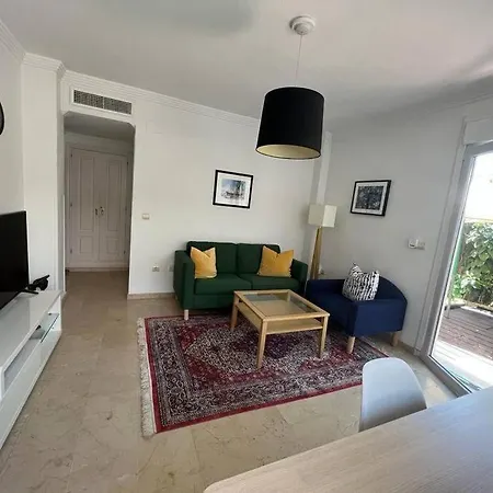 Exotic Garden 2 Bedroom Flat Apartment Marbella